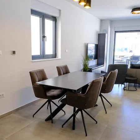 Premium House Oaza With Pool Vodice