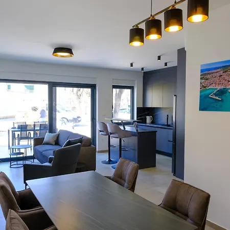 Premium House Oaza With Pool Vodice