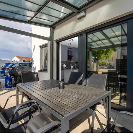 度假居 Premium House Oaza With Pool 沃迪切