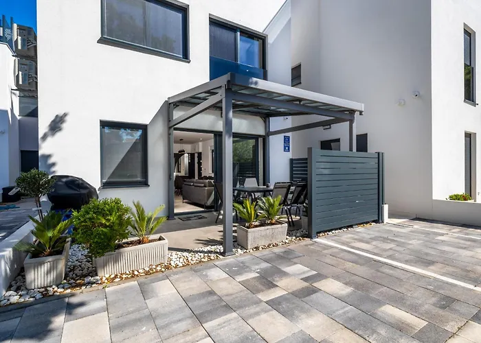 度假居 Premium House Oaza With Pool 沃迪切