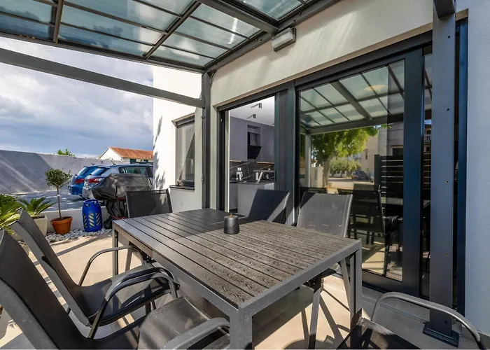 度假居 Premium House Oaza With Pool 沃迪切