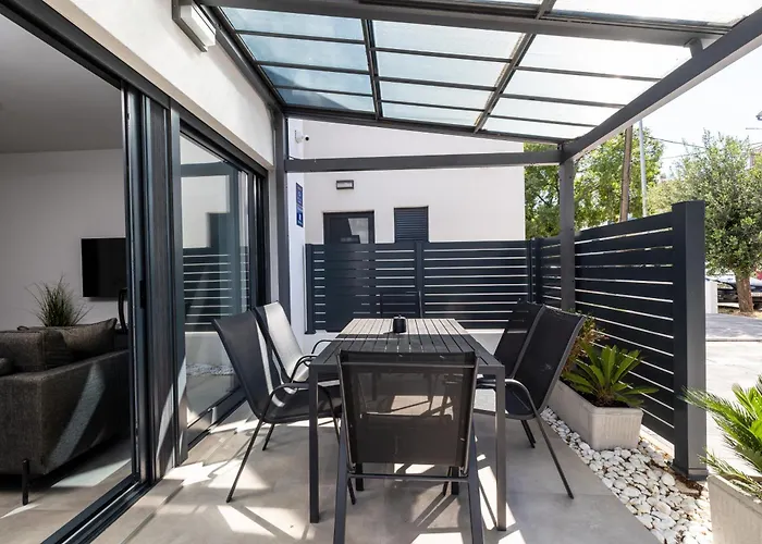 Premium House Oaza With Pool * Vodice